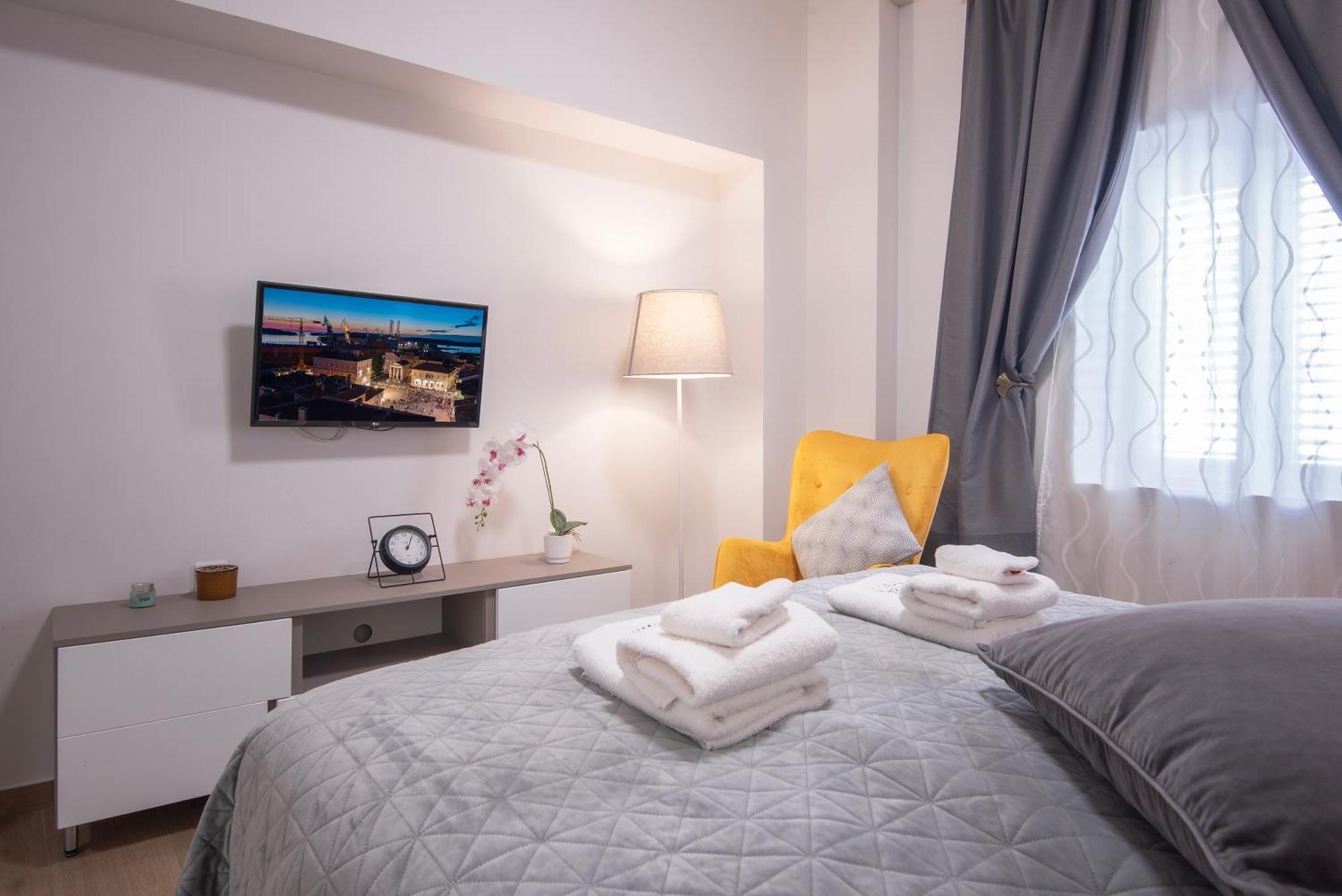 D&A City Center Apartments With Free Parking Pula Dış mekan fotoğraf