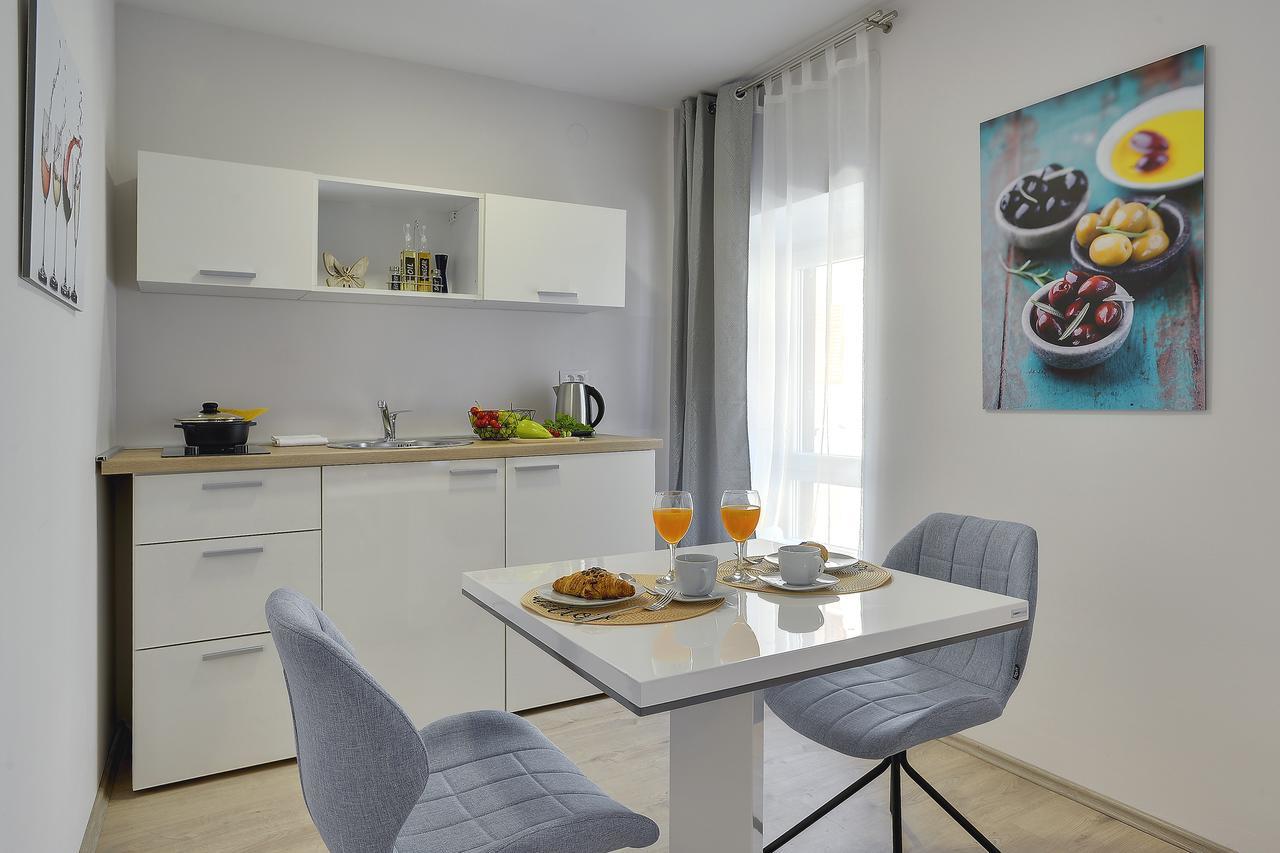 D&A City Center Apartments With Free Parking Pula Dış mekan fotoğraf